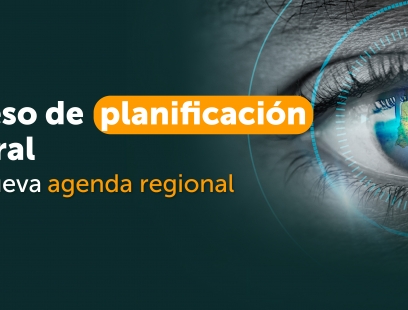 Ojo humano visualizando mapa