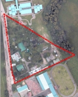 Imagen aérea satelital, con el polígono de intervención del Plan de Regularización y Manejo 