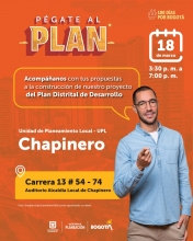 Hombre invitando a participar