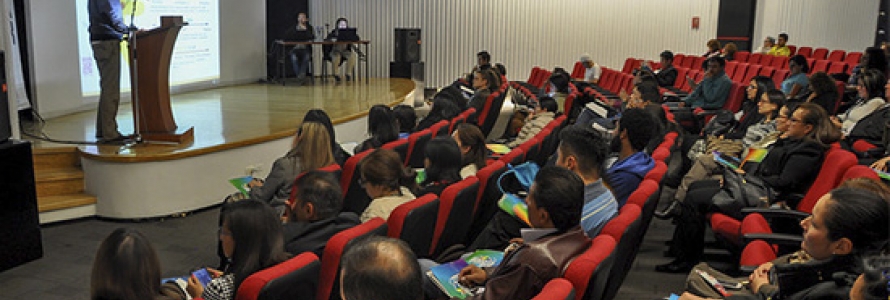 Asistentes a encuentro interlocal LGBTI