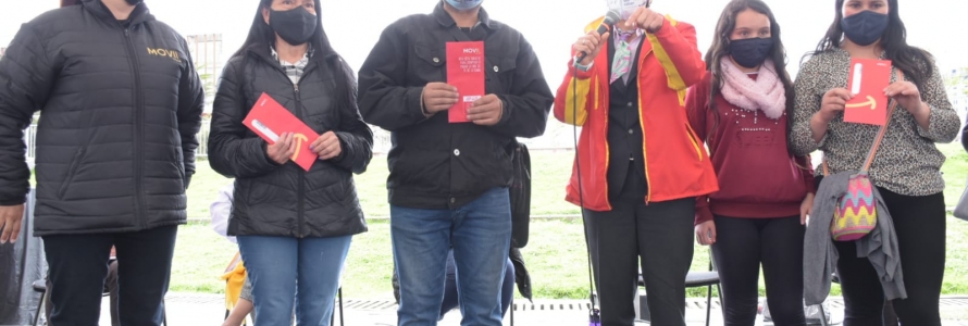 Alcaldesa, Claudia Lópes, con beneficiarios de programas que están transformado a Bogotá.