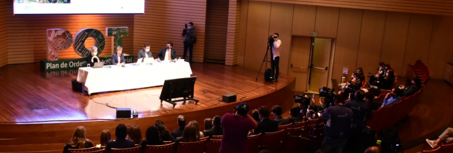 Auditorio en las instalaciones de la Alcaldía Mayor de Bogotá