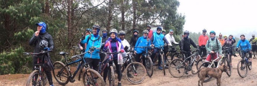 participantes del recorrido por la ruta de la Biometropolis