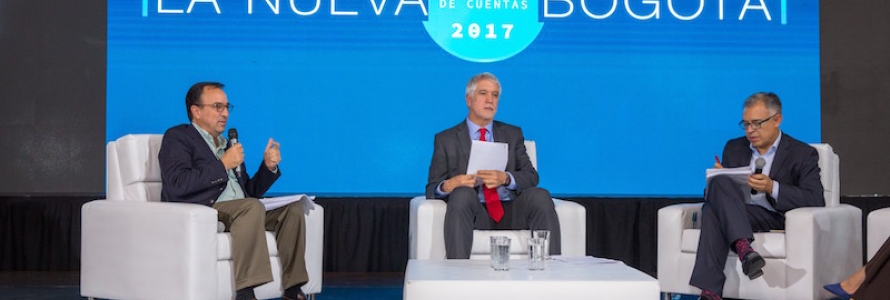 Secretario Distrital de Planeación junto al Alcalde Mayor de Bogotá en rendición de cuentas