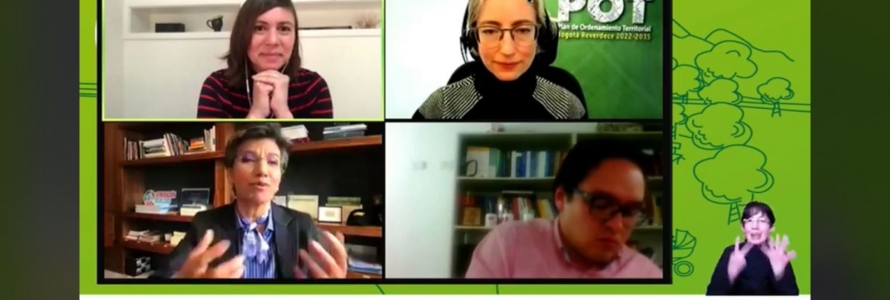 Mayra Madriz, planificadora urbana y directora en Gehl, María mercedes Jaramillo, secretaria distrital de Planeación, Germán García, concejal, Claudia López, alcaldesa de Bogotá, en Foro Internacional ONU Hábitat sobre el Plan de Ordenamiento Territorial (POT)