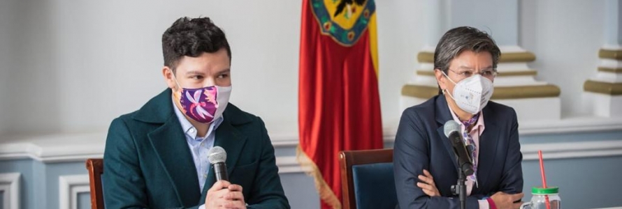 Alcaldesa de Bogotá, Claudia López y David Alonzo, Director de Diversidad Sexual de la Secretaría Distrital de Planeación